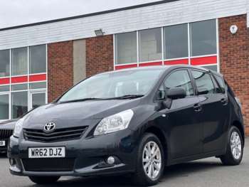 Used Toyota Verso 2012 for sale - 69302094: Photo