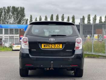 Used Toyota Verso 2012 for sale - 69302094: Photo
