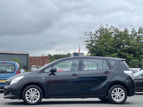 Used Toyota Verso 2012 for sale - 69302094: Photo 7