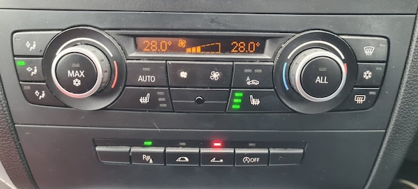 Used BMW 1 Series 2010 for sale - 74416520: Photo 21