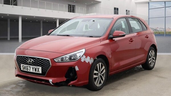 Used Hyundai i30 2017 for sale - 73966402: Photo 8