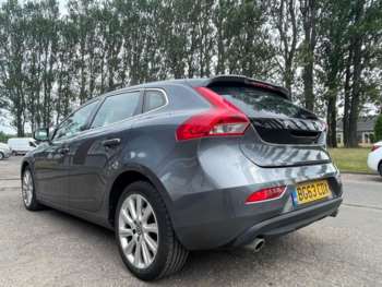 Used Volvo V40 2013 for sale - 67678759: Photo