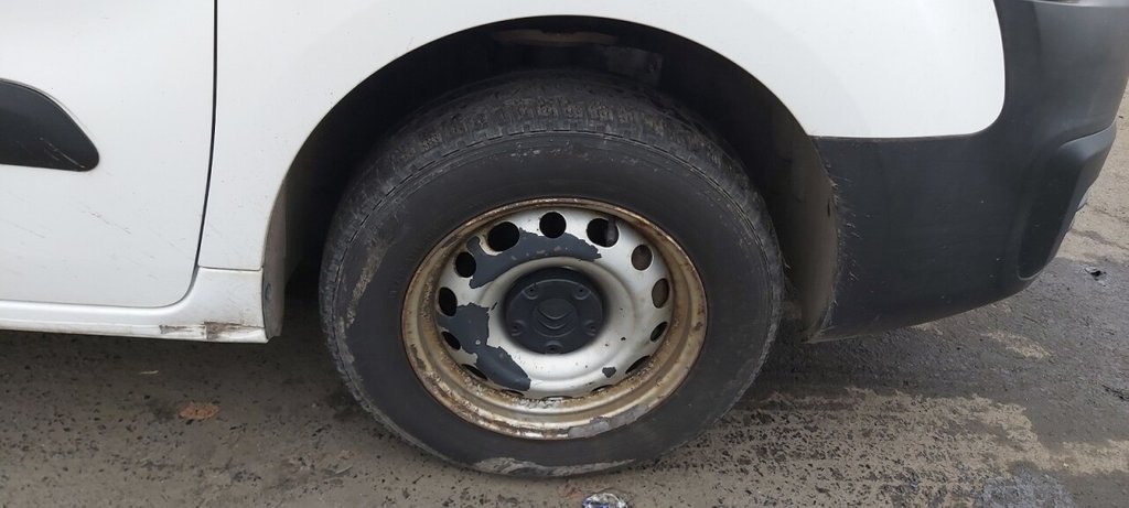 Vehicle 14