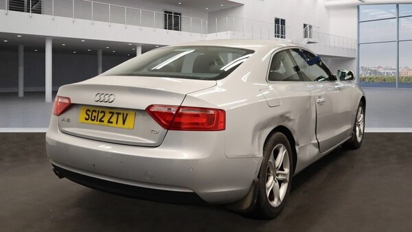 Used Audi A5 2012 for sale - 69844137: Photo 4