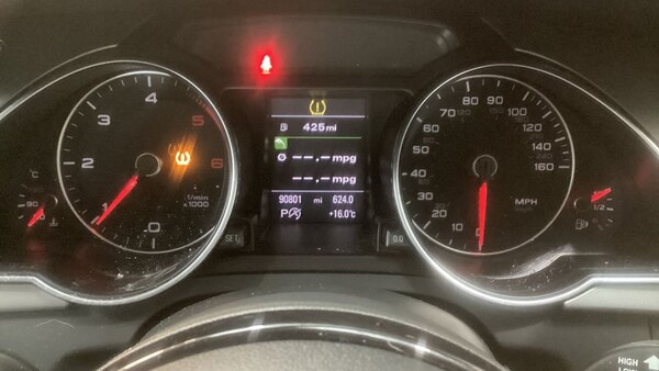 Used Audi A5 2012 for sale - 69844137: Photo 8
