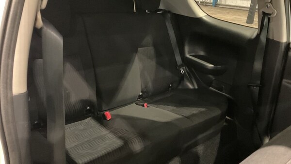 Used Suzuki Swift 2012 for sale - 67275139: Photo 5