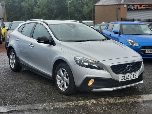 Used Volvo V40 2015 for sale - 73071224: Photo 1