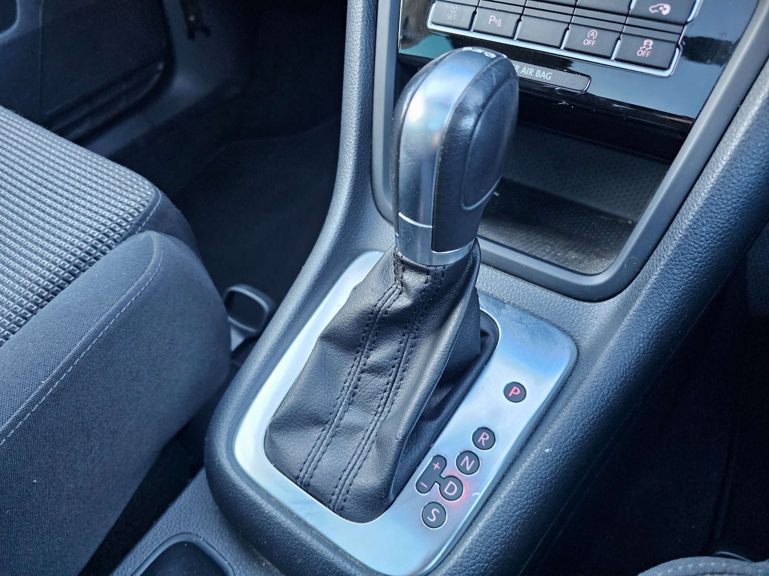 Used Volkswagen Sharan 2013 for sale - 76637980: Photo 25