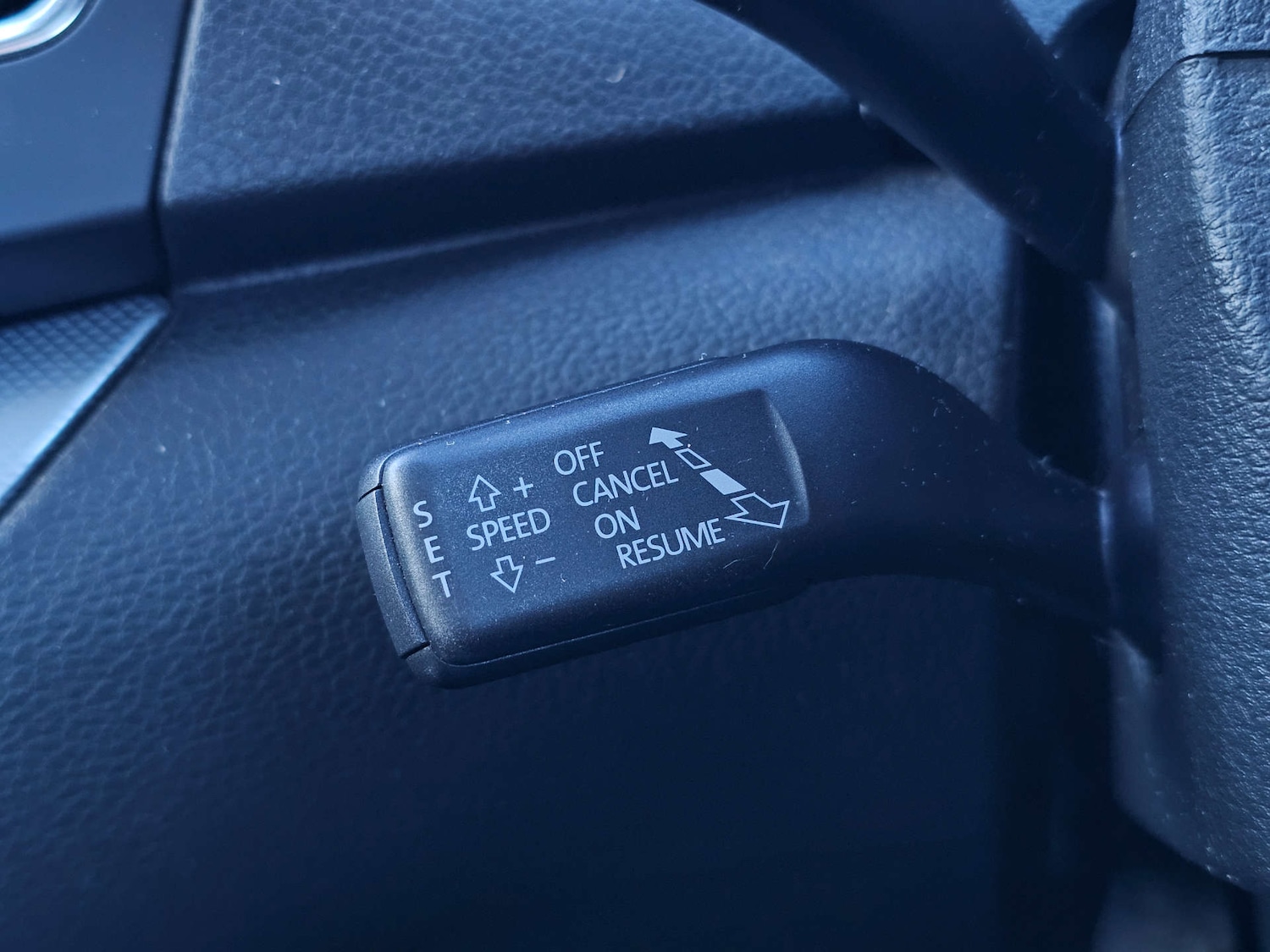 Used Volkswagen Sharan 2013 for sale - 76637980: Photo 28