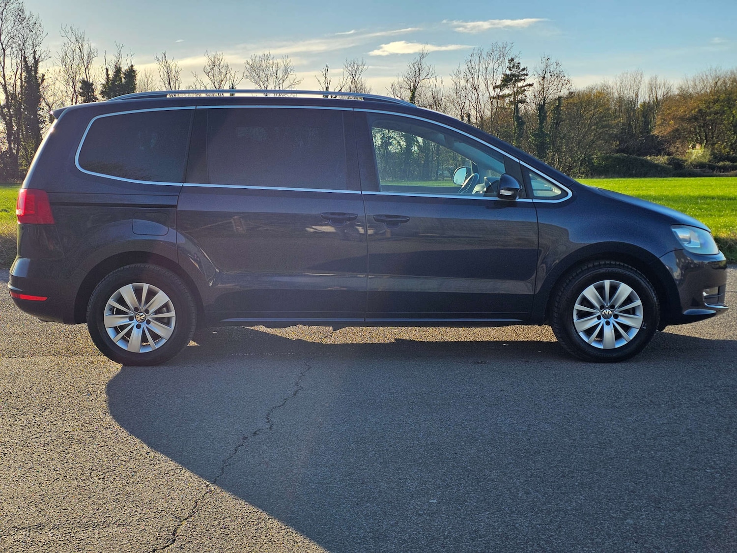 Used Volkswagen Sharan 2013 for sale - 76637980: Photo 4