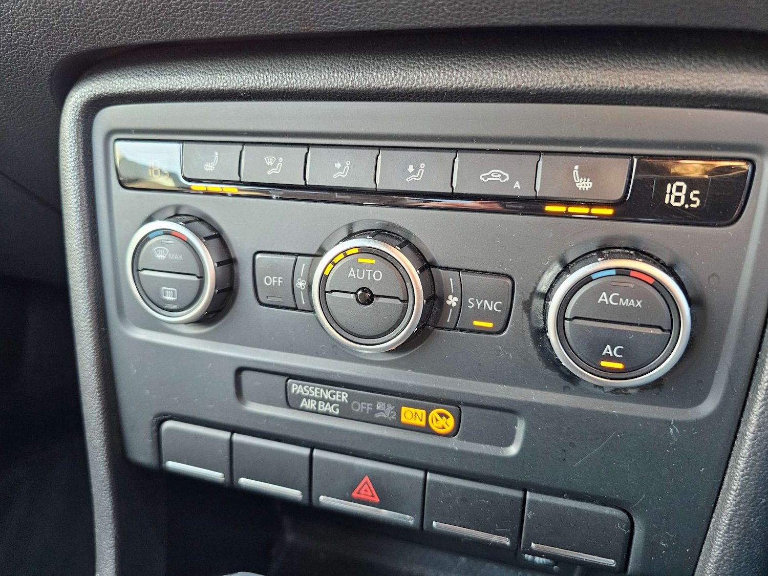 Used Volkswagen Beetle 2012 for sale - 76381859: Photo 15