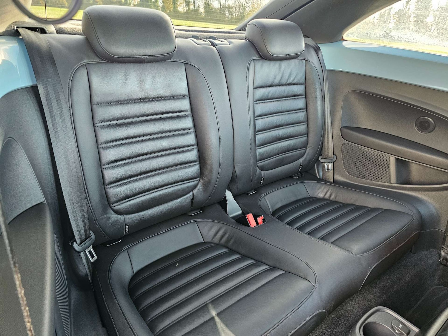 Used Volkswagen Beetle 2012 for sale - 76381859: Photo 16