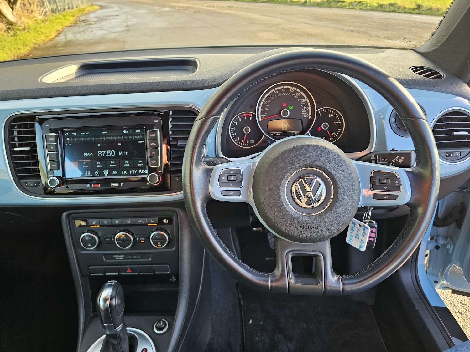 Used Volkswagen Beetle 2012 for sale - 76381859: Photo 9