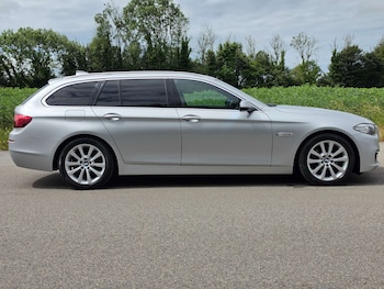 Used BMW 5 Series 2015 for sale - 79067002: Photo