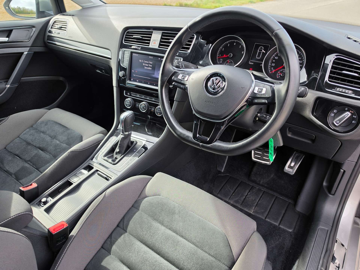 Used Volkswagen Golf 2013 for sale - 78176805: Photo 9