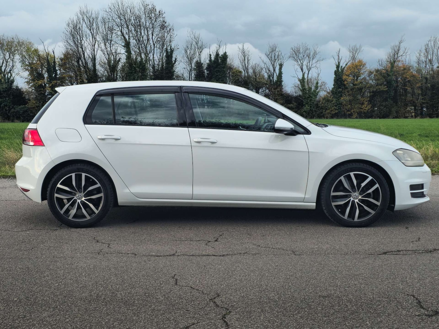 Used Volkswagen Golf 2025 for sale - 76601933: Photo 4