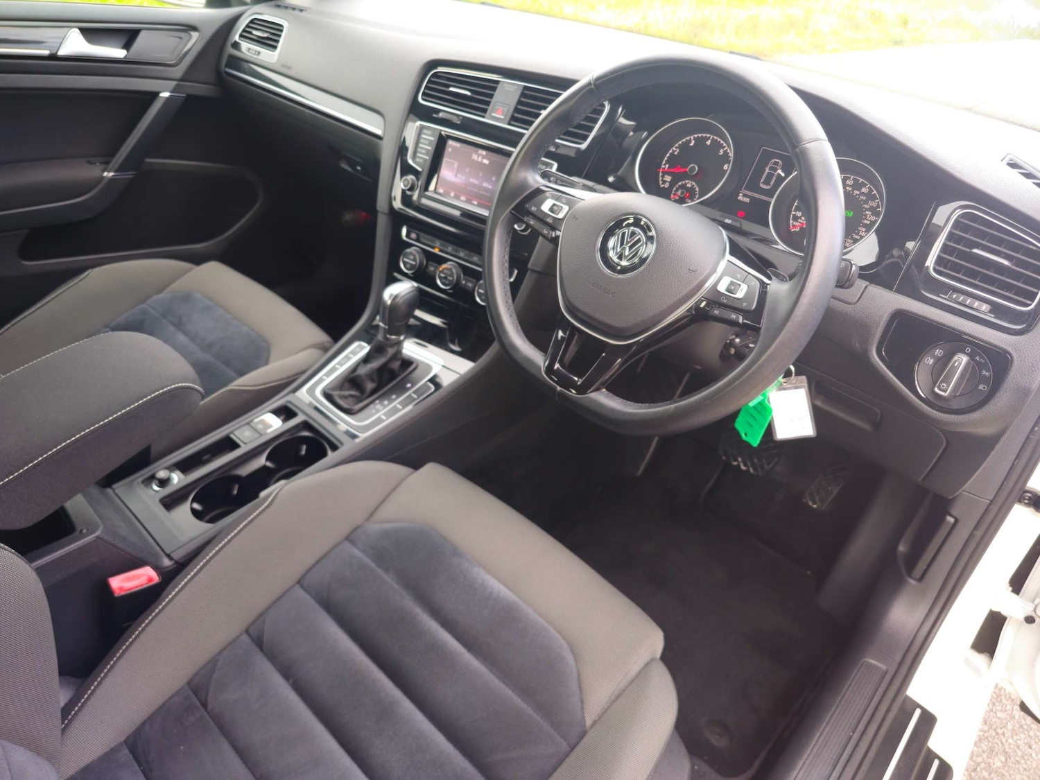 Used Volkswagen Golf 2025 for sale - 76601933: Photo 9