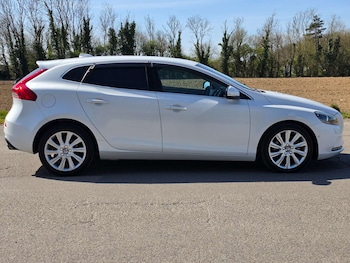 Used Volvo V40 undefined for sale - 77998552: Photo