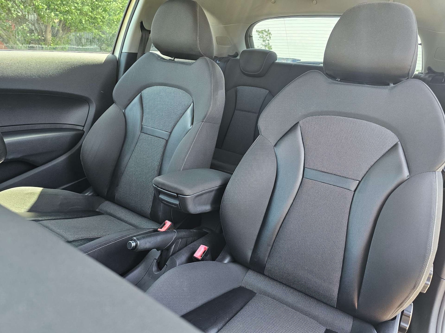 Used Audi A1 2011 for sale - 76278350: Photo 11