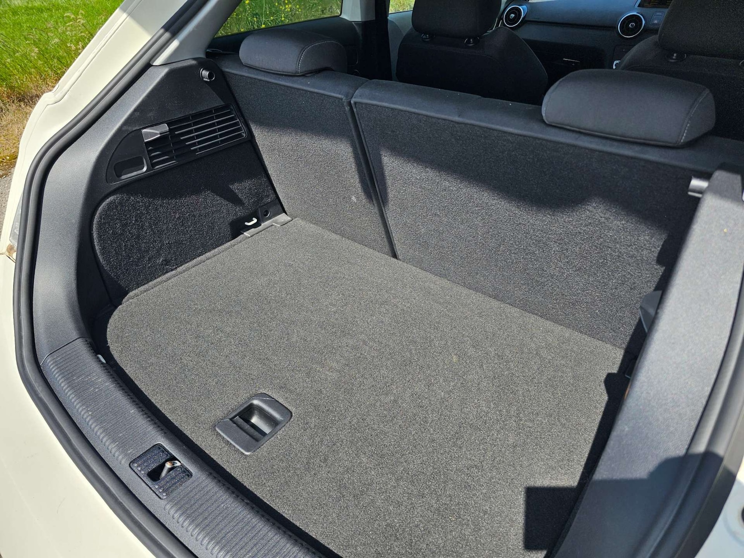 Used Audi A1 2011 for sale - 76278350: Photo 19