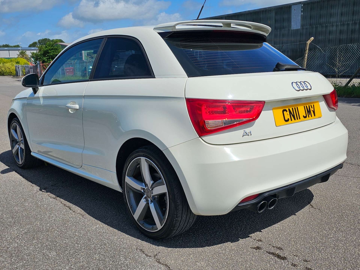 Used Audi A1 2011 for sale - 76278350: Photo 3