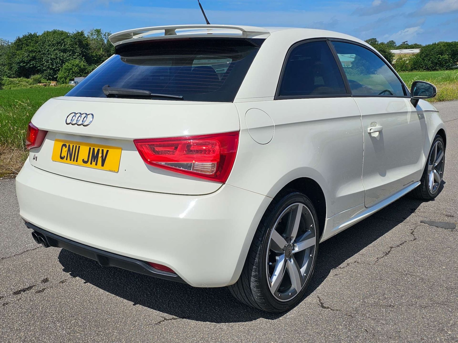 Used Audi A1 2011 for sale - 76278350: Photo 5