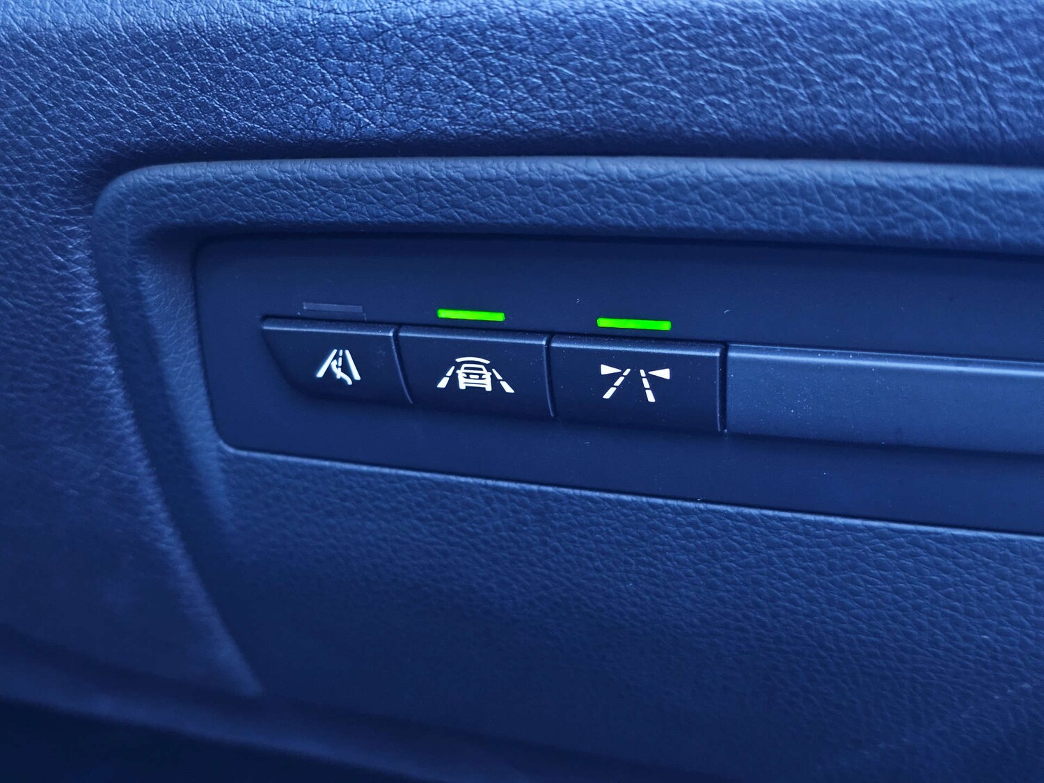 Used BMW 3 Series 2016 for sale - 76544303: Photo 26