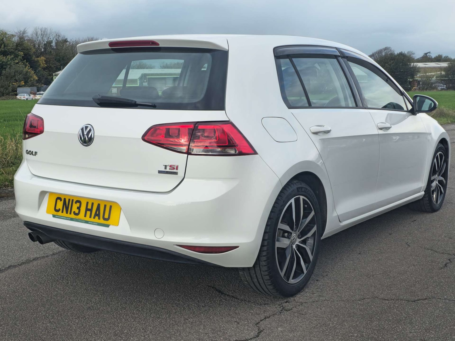 Used Volkswagen Golf 2013 for sale - 76352639: Photo 5