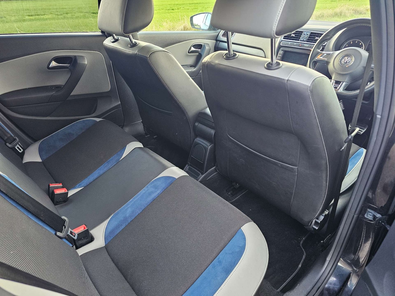 Used Volkswagen Polo 2014 for sale - 76354259: Photo 22