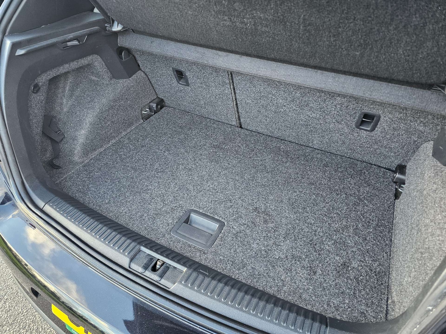 Used Volkswagen Polo 2014 for sale - 76354259: Photo 23