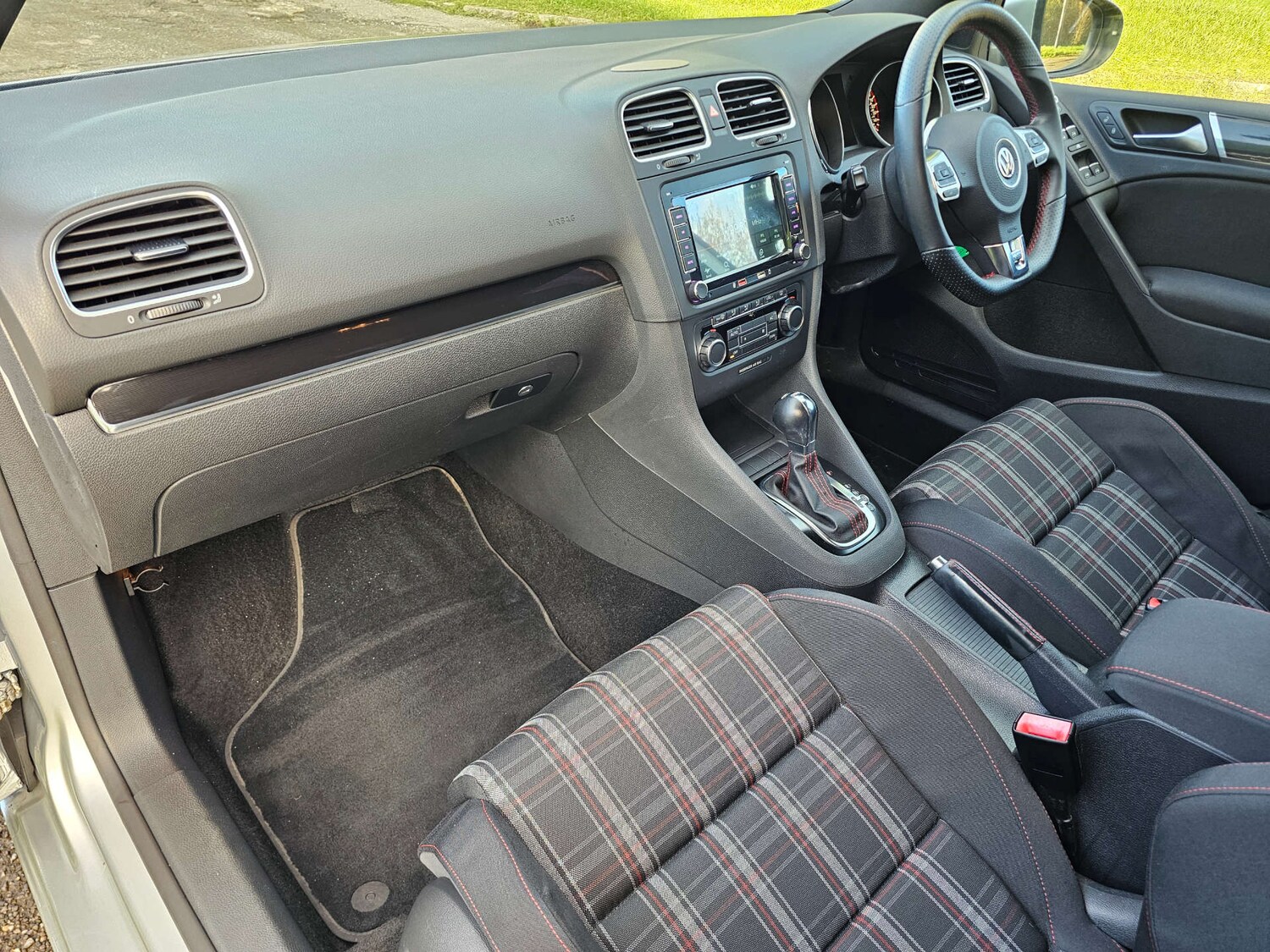 Used Volkswagen Golf 2009 for sale - 76829811: Photo 11