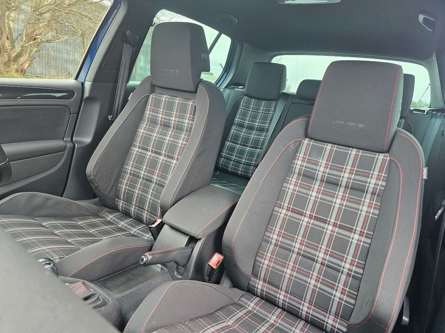 Used Volkswagen Golf 2011 for sale - 77137453: Photo 12