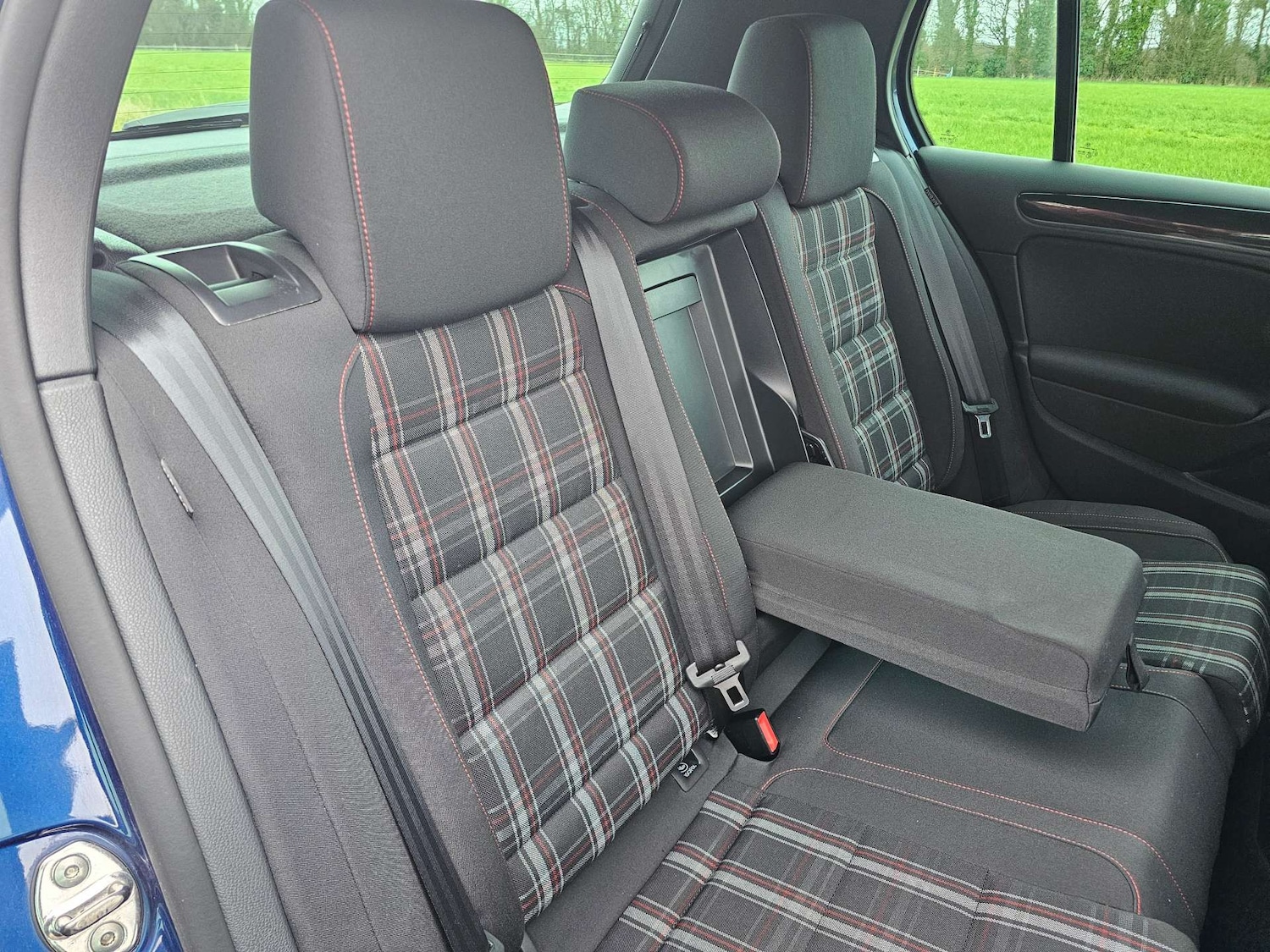 Used Volkswagen Golf 2011 for sale - 77137453: Photo 25