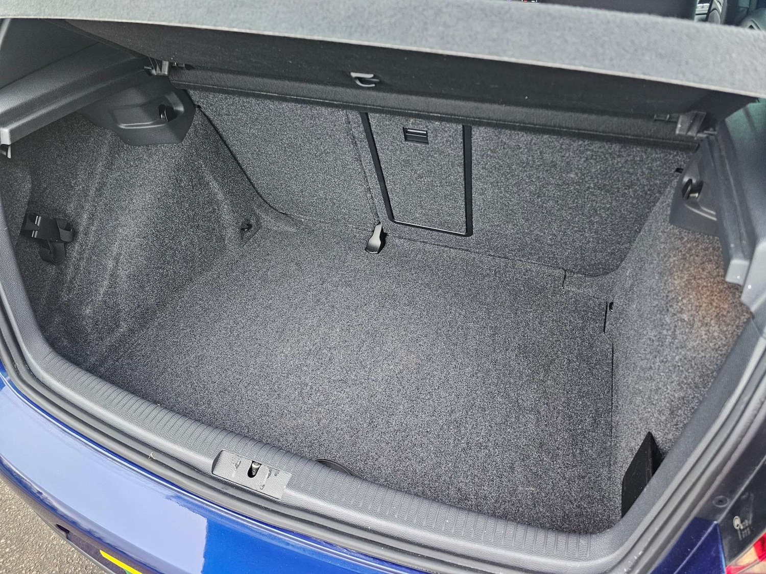 Used Volkswagen Golf 2011 for sale - 77137453: Photo 28