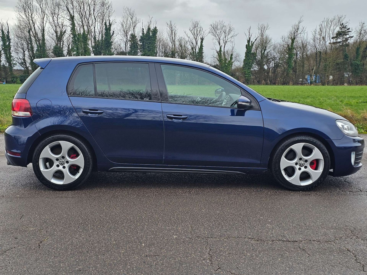 Used Volkswagen Golf 2011 for sale - 77137453: Photo 4