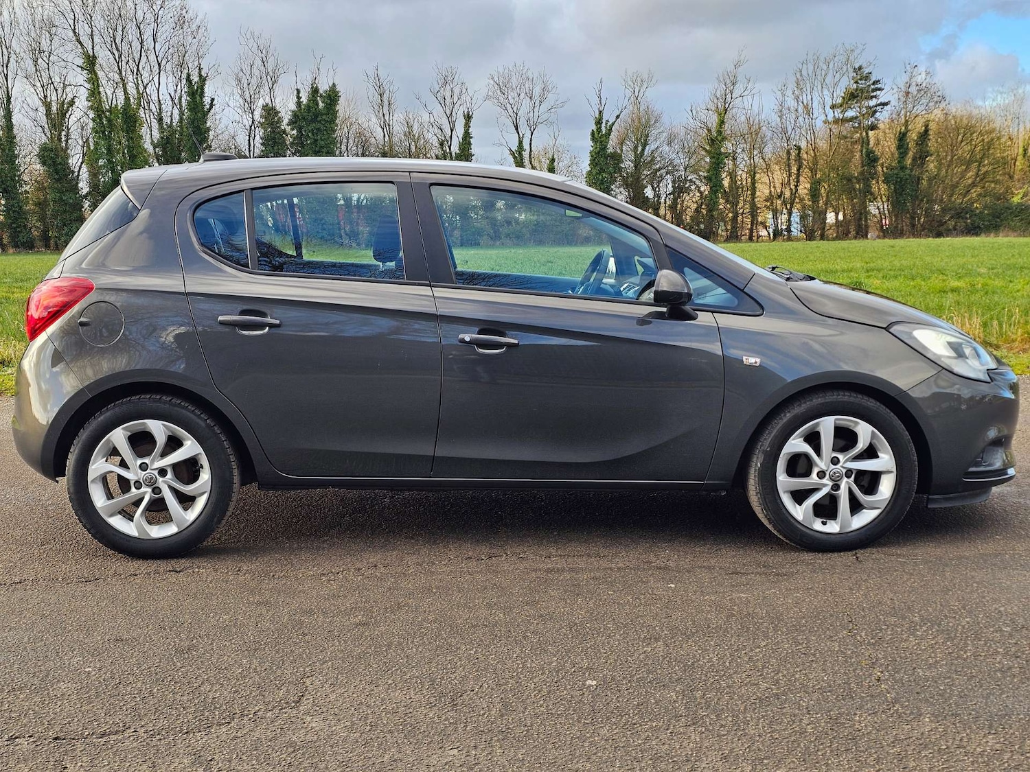 Used Vauxhall Corsa 2015 for sale - 77105789: Photo 4