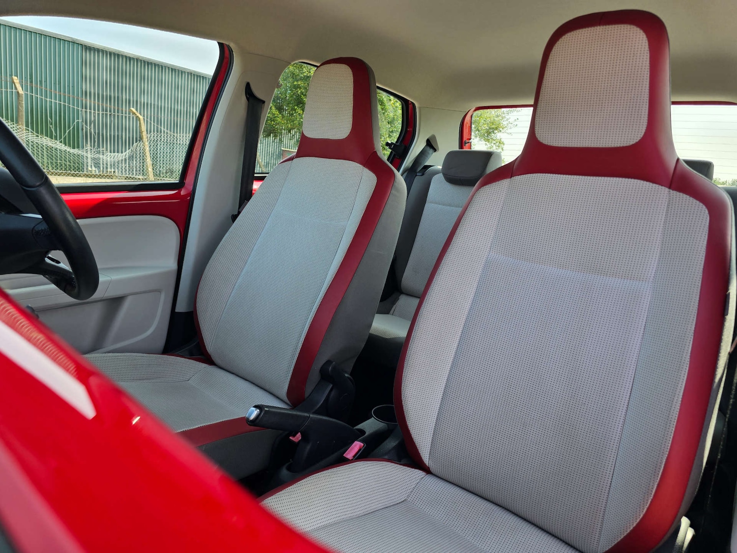 Used Volkswagen up! 2013 for sale - 76618879: Photo 13