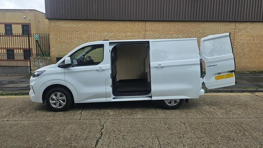 Used Ford Transit Custom 2025 for sale - 76757404: Photo 14