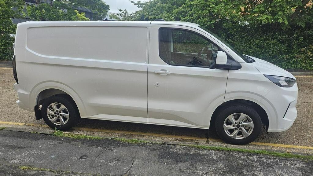 Used Ford Transit Custom 2025 for sale - 76757404: Photo 2
