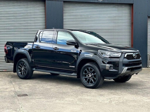 Used Toyota Hilux 2025 for sale - 75165669: Photo 3