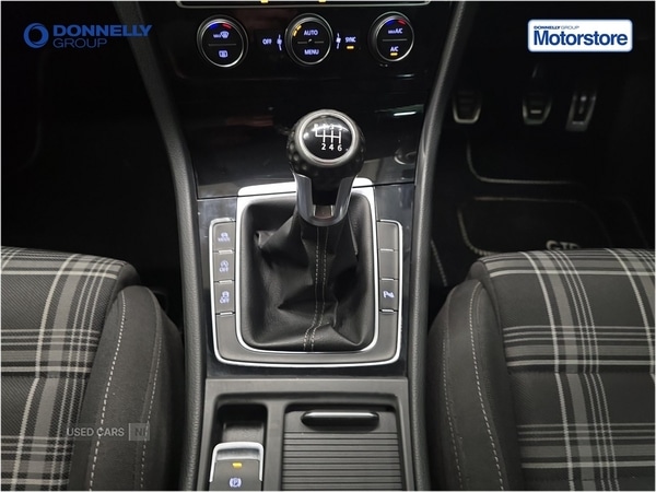 Used Volkswagen Golf 2018 for sale - 76729109: Photo 27