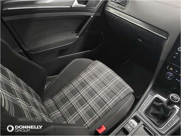 Used Volkswagen Golf 2018 for sale - 76729109: Photo 9