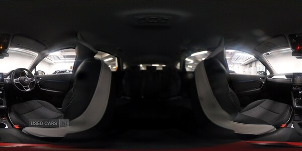 Used Renault Captur 2021 for sale - 77659424: Photo 2