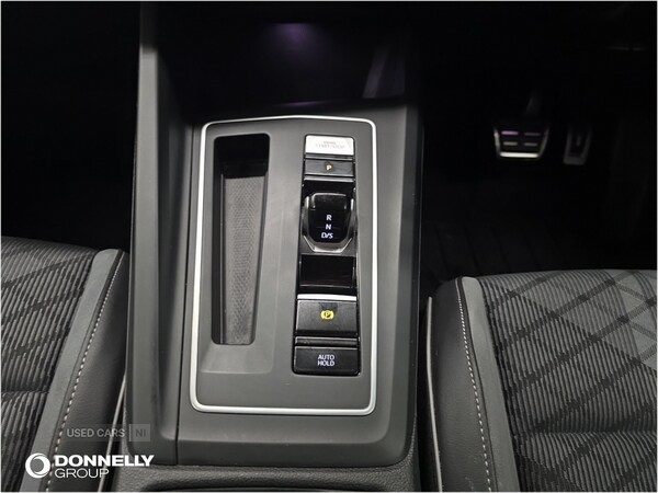 Used Volkswagen Golf 2021 for sale - 75610052: Photo 32