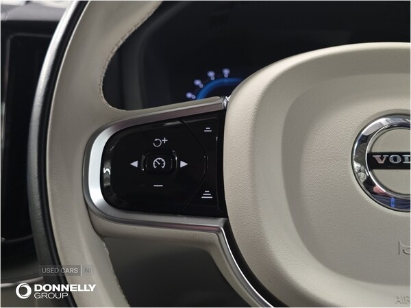 Used Volvo XC60 2023 for sale - 77978558: Photo 38