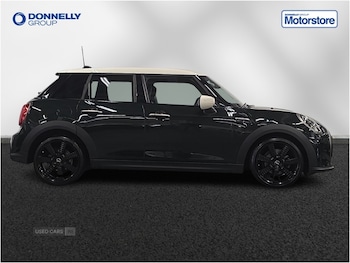 Used MINI Hatch 2023 for sale - 79226298: Photo