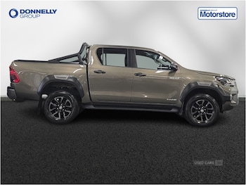 Used Toyota Hilux 2022 for sale - 79401704: Photo