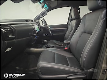 Used Toyota Hilux 2022 for sale - 79401704: Photo