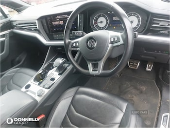 Used Volkswagen Touareg 2019 for sale - 75928985: Photo
