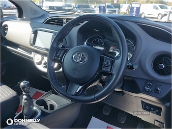 Used Toyota Yaris 2020 for sale - 78384930: Photo